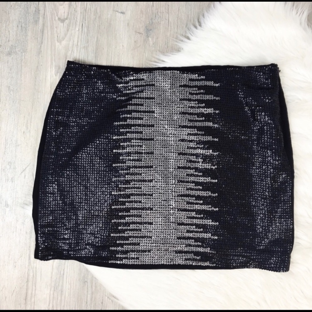 T Los Angeles black silver mini skirt